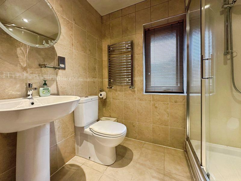Ensuite