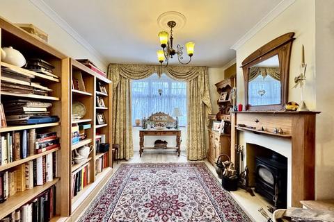 4 bedroom semi-detached house for sale, Straight Bit, Flackwell Heath HP10