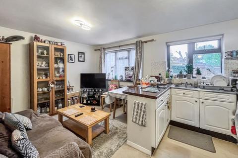 undefined, Mill End Road, High Wycombe
