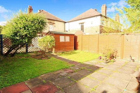 2 bedroom property for sale, Greenway Gardens, Greenford