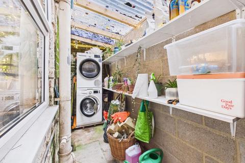 2 bedroom terraced house for sale, Bridge Street, Stroud