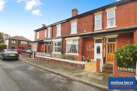 Randlesham Street, Manchester M25