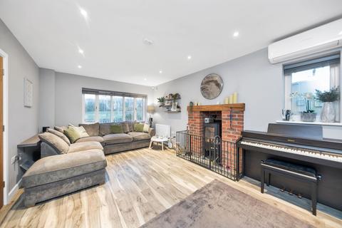 5 bedroom detached house for sale, Wellington Close, Bury St. Edmunds IP29