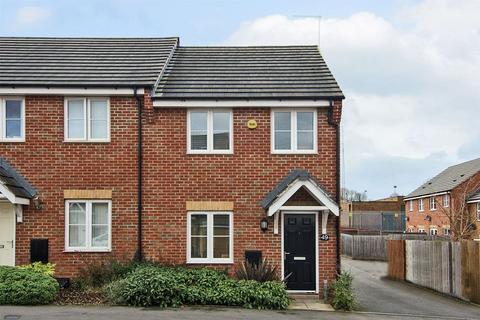 3 bedroom house to rent, Hindley View, Rugeley WS15