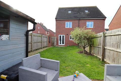 undefined, Sandbach CW11