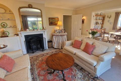 3 bedroom detached house for sale, Hilbre Road, St Helens, Isle of Wight, PO33 1TJ