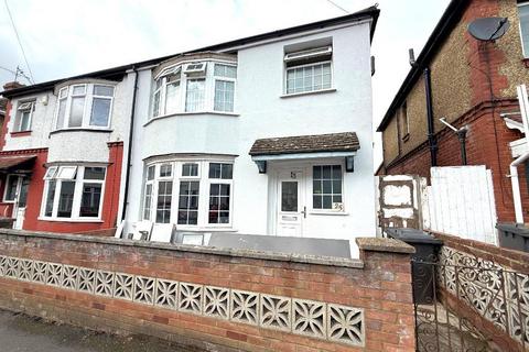 undefined, Biscot, Luton LU3