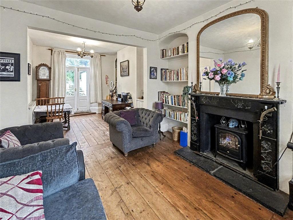 Sitting/Dining Room