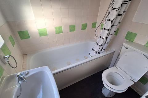 2 bedroom terraced house for sale, Water Street, Birkenhead, Merseyside, CH41