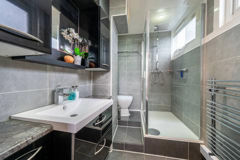 2 bedroom flat for sale, Hazlewood Crescent, Westbourne Park, London, W10