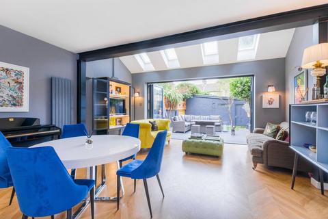 undefined, Henniker Gardens, Upton Park, London, E6