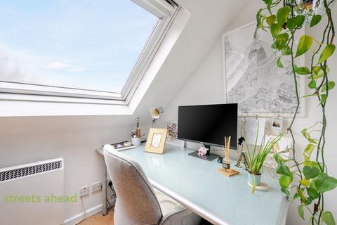 1 bedroom apartment to rent, Mowbray Road, London, SE19