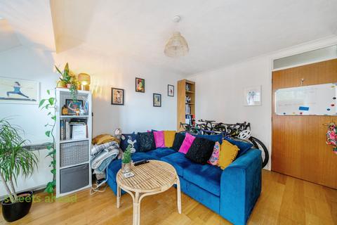 1 bedroom apartment to rent, Mowbray Road, London, SE19