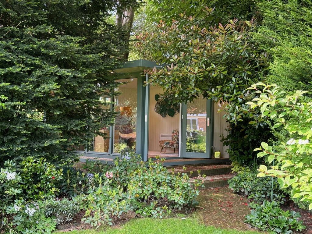 Garden Office