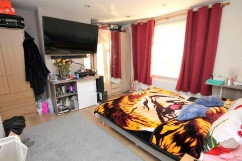 undefined, Craydene Road, Erith, DA8