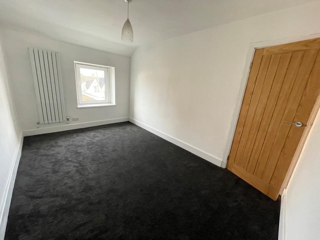 Bed Porthcawl CF36