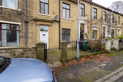 2 bedroom terraced house for sale, Whetley Grove, Bradford