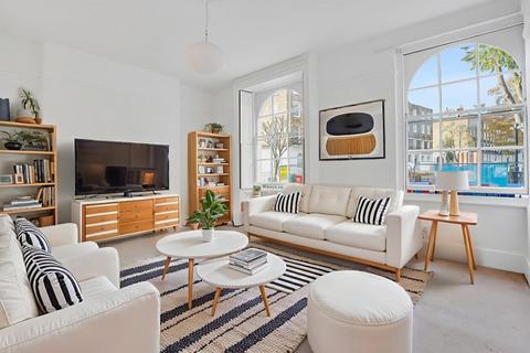 2 bedroom ground floor flat to rent, Myddelton Square, London EC1R