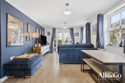 1 bedroom apartment for sale, Rawlyn Close, Chafford Hundred
