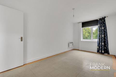 2 bedroom apartment for sale, Stanwick Court, Peterborough, PE3
