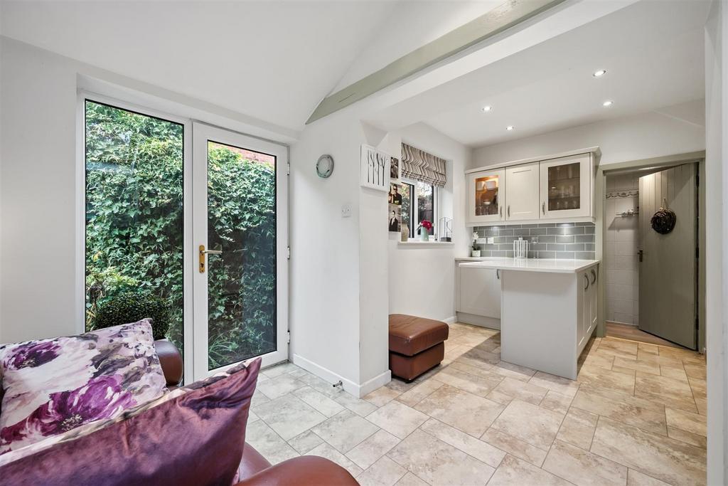Breakfast area and WC.jpg