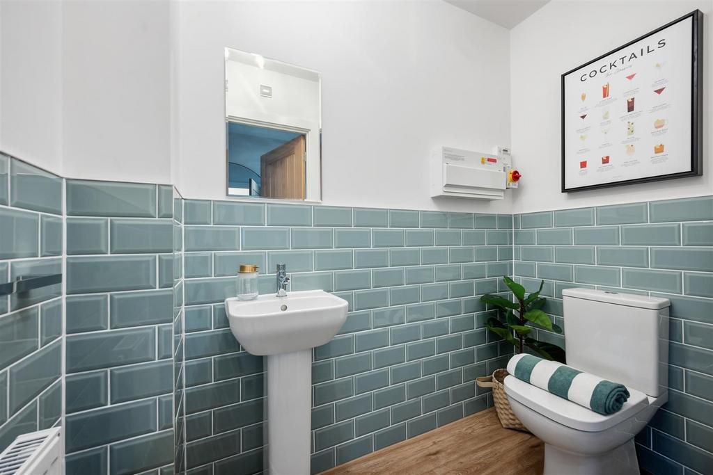 Ground Floor WC.jpg