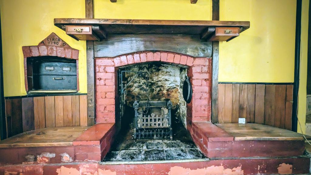 Pxl 20251105 132012543~2