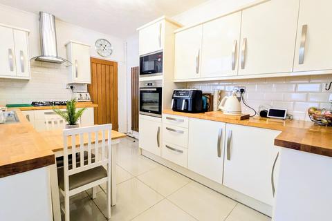 3 bedroom terraced house for sale, Aberfan, Merthyr Tydfil CF48