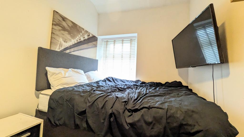 Pxl 20251107 130037212.mp~2