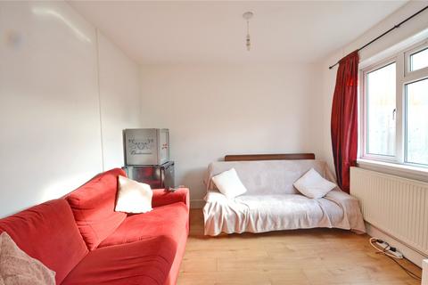 4 bedroom semi-detached house to rent, Landseer Avenue, Lockleaze, Bristol, Bristol, BS7