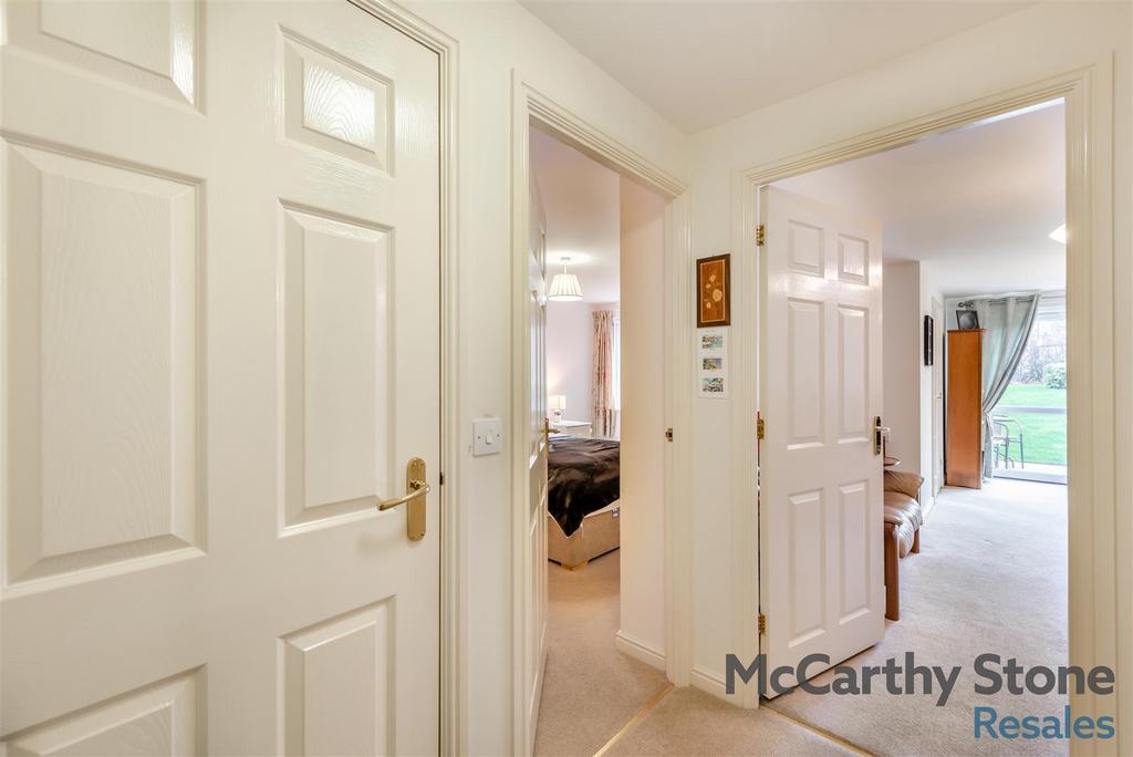 8668895-interior03.jpg