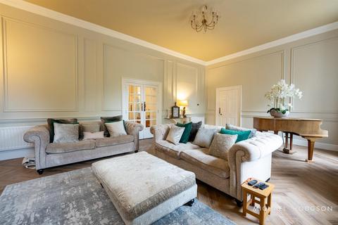 4 bedroom end of terrace house for sale, Front Street, Whitburn, Sunderland