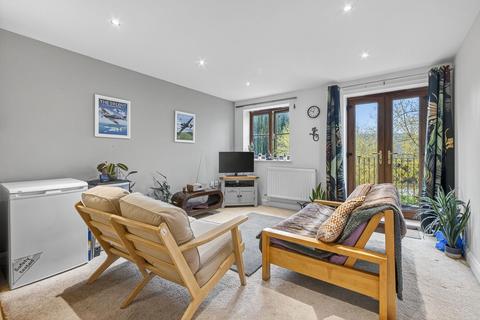 2 bedroom flat for sale, St. Marys Road, Market Harborough LE16