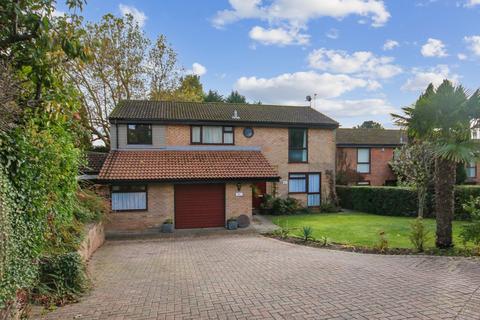 Barton Crescent, East Grinstead, RH19