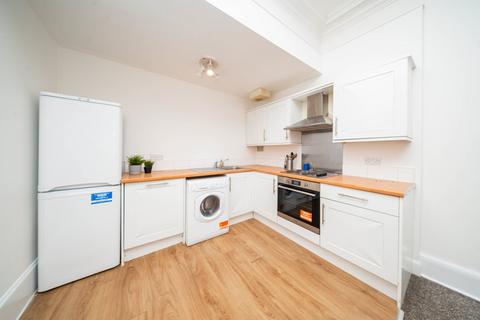 undefined, (1f2) Montague Street, Edinburgh, EH8