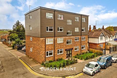 undefined, Kings Avenue, Buckhurst Hill IG9