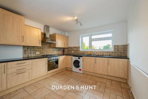 undefined, Kings Avenue, Buckhurst Hill IG9