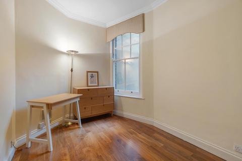 2 bedroom flat for sale, Kings Road, London, SW3