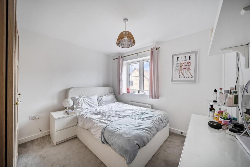 Principle bedroom.jpg