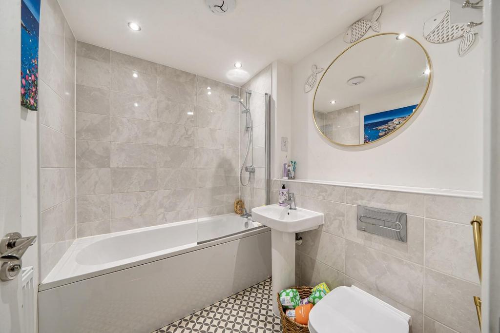 House bathroom.jpg