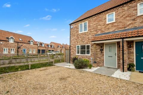 Hall Road, Clenchwarton