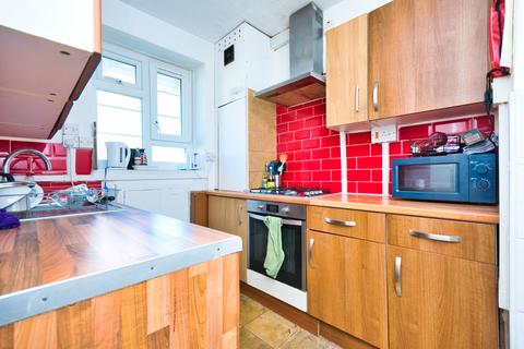 undefined, Shandy Street, Stepney, Mile End, London, E1