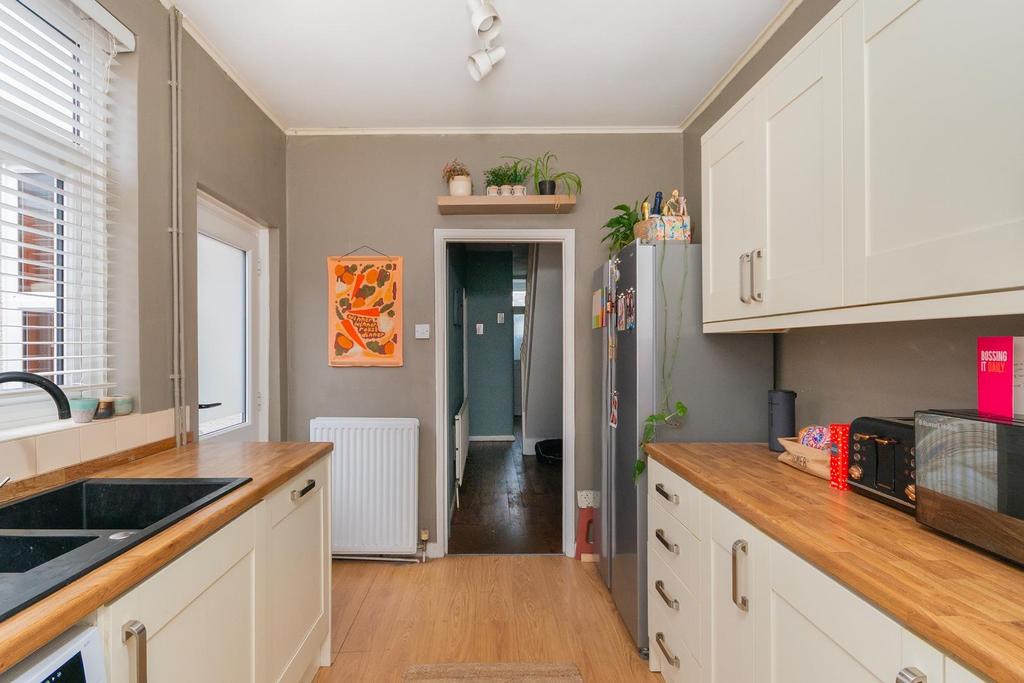 0 N1 QSKD - Kitchen A.jpg
