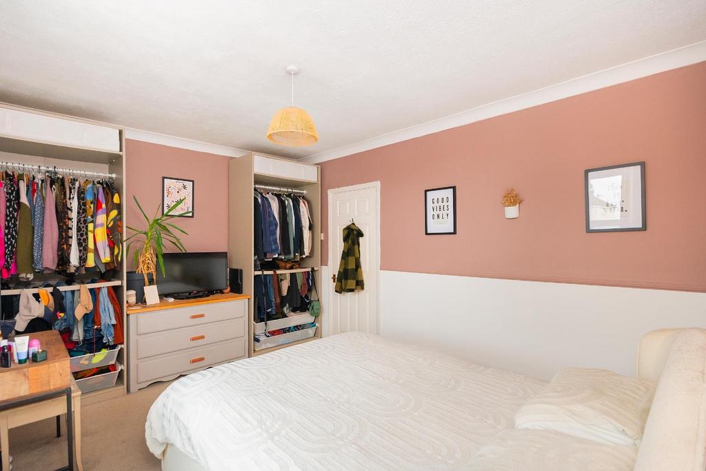 0 N1 QSKD - Bedroom A.jpg