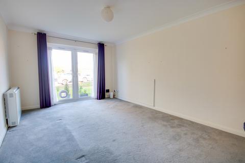 2 bedroom flat for sale, BITTERNE PARK! NO FORWARD CHAIN! A MUST SEE!