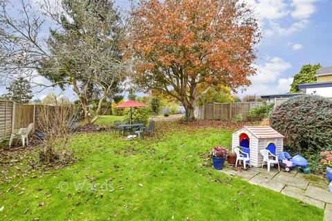 4 bedroom detached house for sale, The Orpines, Wateringbury, Maidstone, Kent