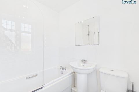 undefined, Flaxley Close, Lincoln