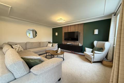 undefined, Marine Crescent, Stourbridge