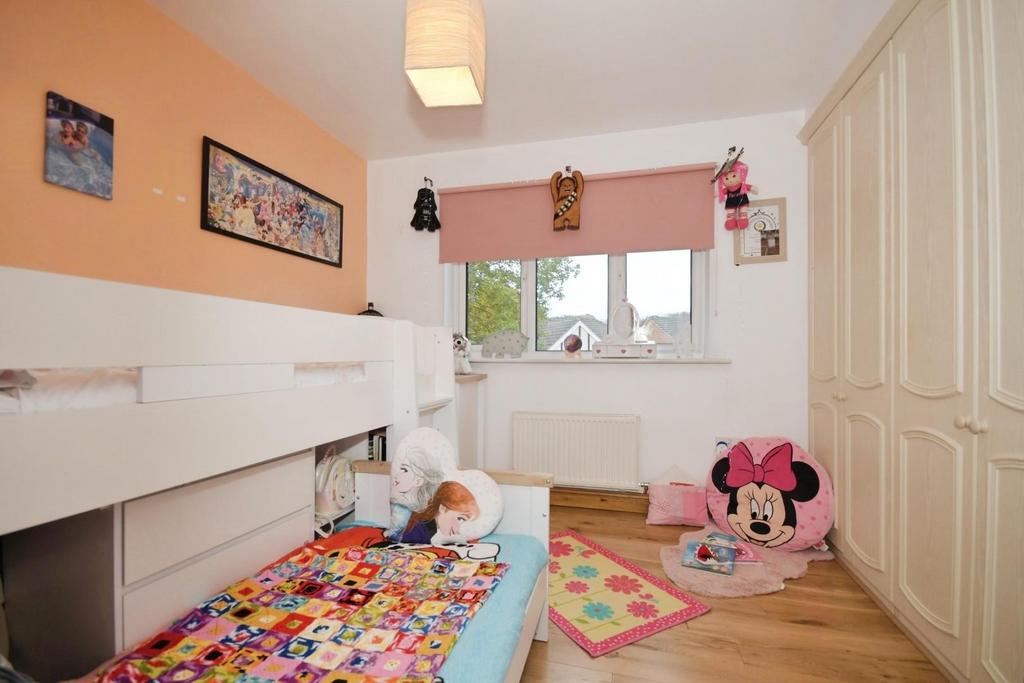 BEDROOM 2 02.jpg