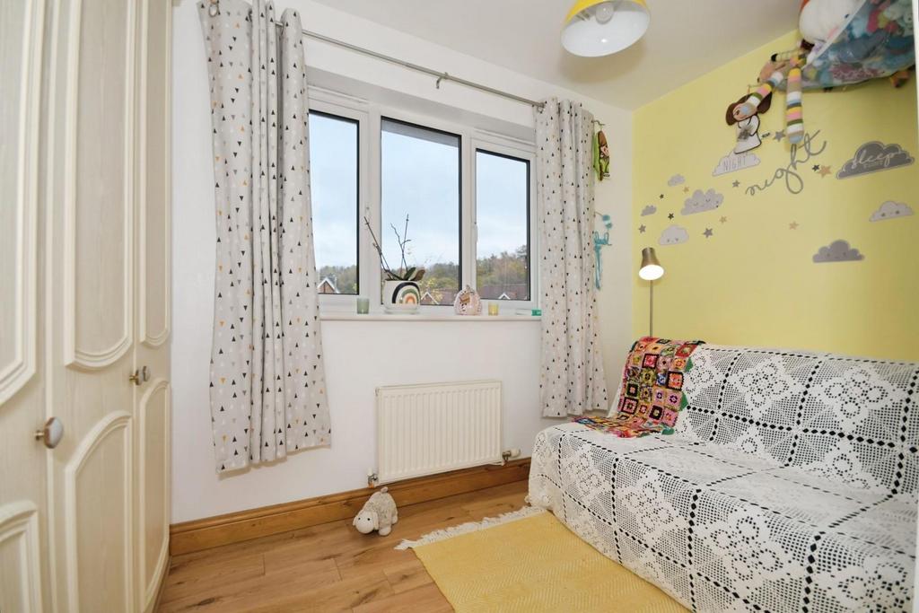 BEDROOM 4.jpg